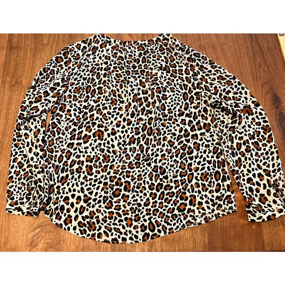 TALBOTS Cheetah Print Blouse, Large, Long Sleeve, Lightweight, Top, Animal - Picture 2 of 9
